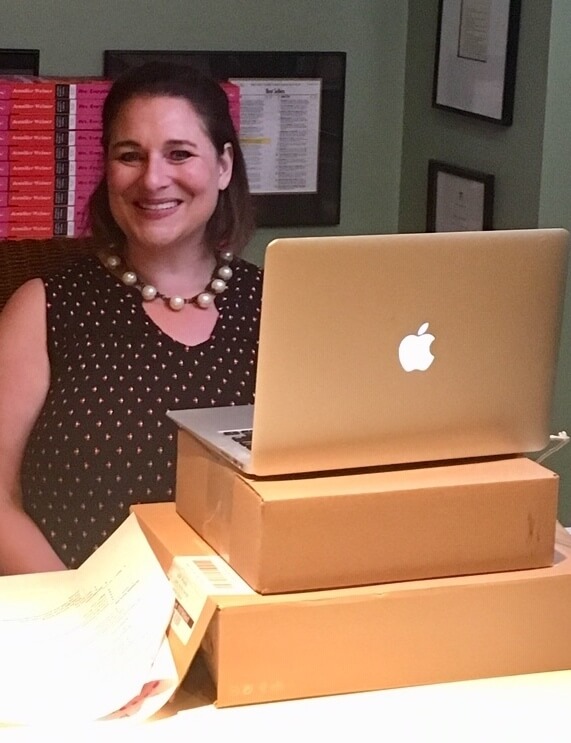 jennifer weiner in front of laptop